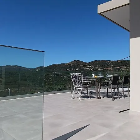 Casa de Férias Christos Kíssamos